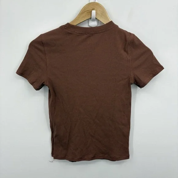 Vuori Pose Fitted Tee Women XSmall Ribbed Cropped Short Sleeve Pilates Yoga Soft - Picture 10 of 10